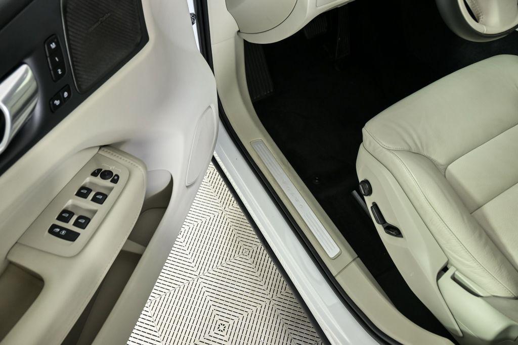 used 2024 Volvo XC60 car, priced at $36,002