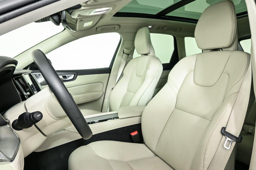 used 2024 Volvo XC60 car, priced at $36,002