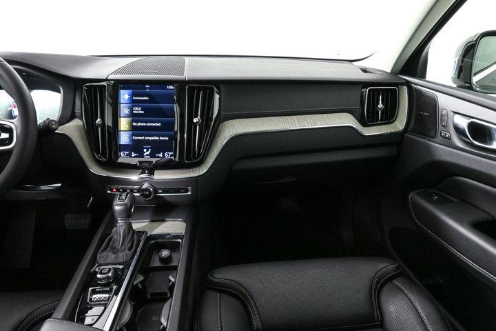 used 2021 Volvo XC60 car, priced at $32,500