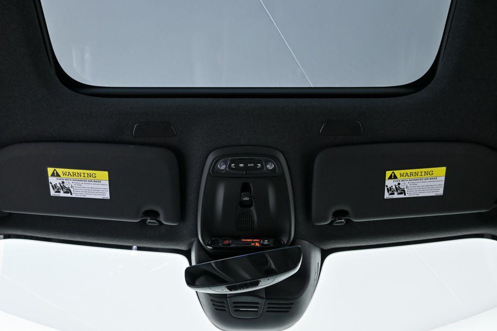 used 2022 Volvo XC40 car, priced at $28,779