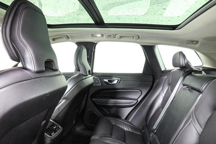 used 2022 Volvo XC60 car, priced at $35,200