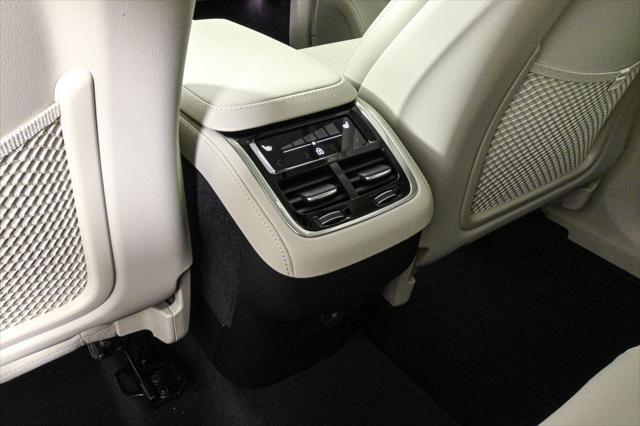 new 2025 Volvo XC90 car, priced at $72,345