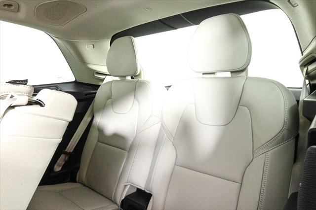 new 2025 Volvo XC90 car, priced at $72,345