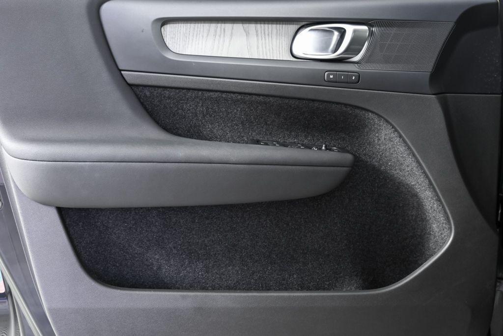 used 2023 Volvo XC40 car, priced at $28,548