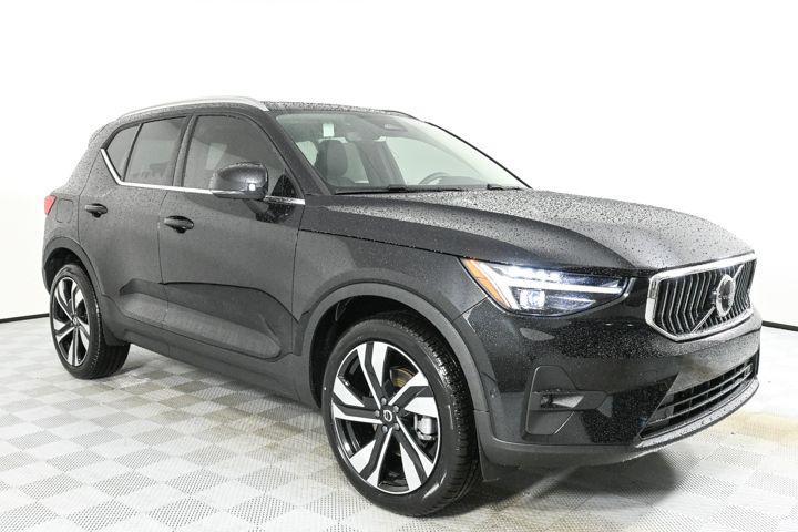 new 2025 Volvo XC40 car, priced at $49,790