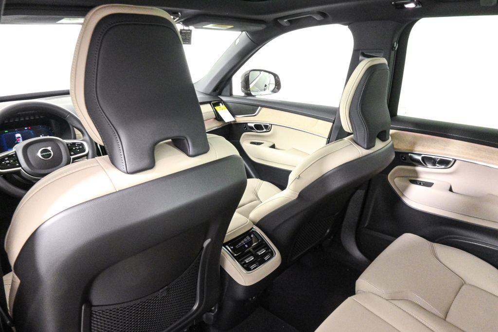 new 2025 Volvo XC90 car, priced at $59,234