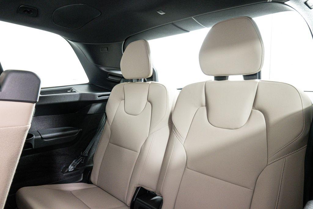 new 2026 Volvo XC90 car, priced at $71,825