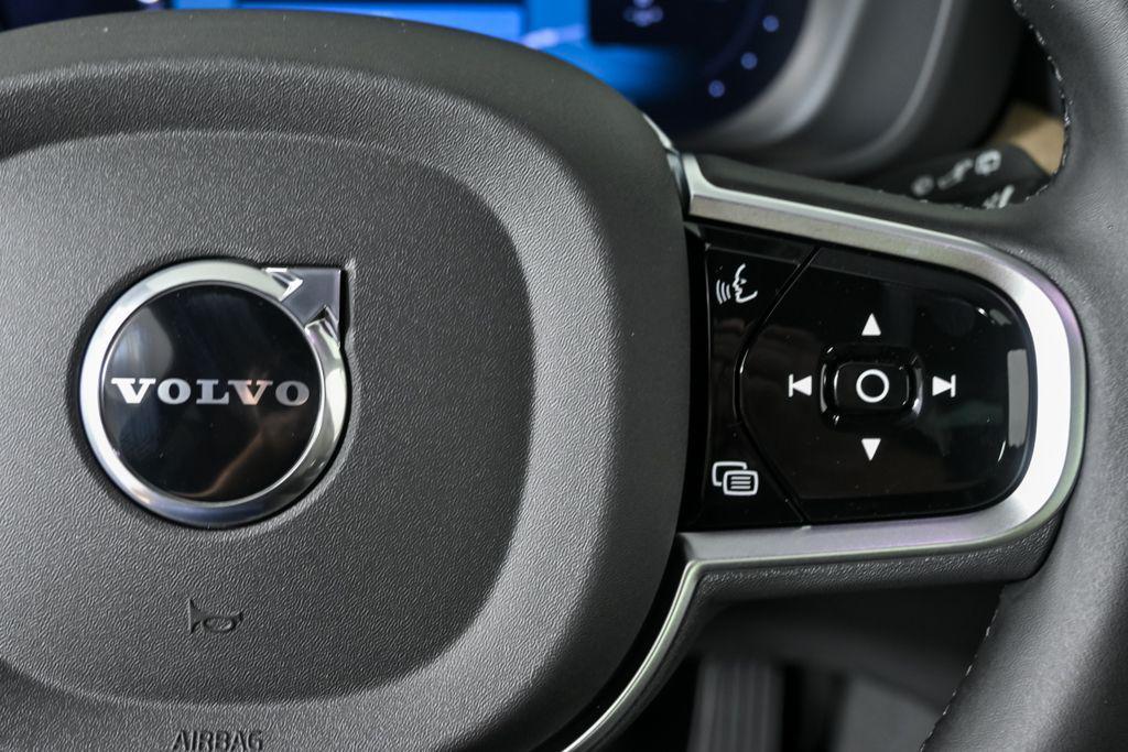 new 2026 Volvo XC60 Plug-In Hybrid car, priced at $69,285