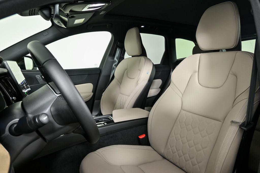 new 2026 Volvo XC60 Plug-In Hybrid car, priced at $69,285