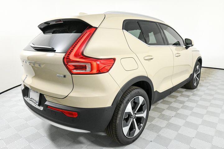 new 2025 Volvo XC40 car, priced at $49,895