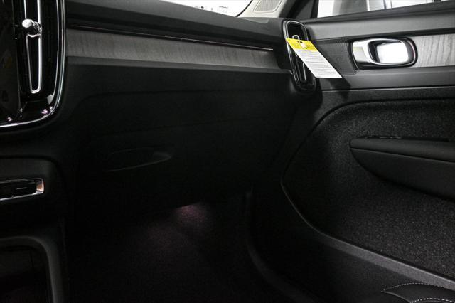 new 2025 Volvo XC40 car, priced at $43,485