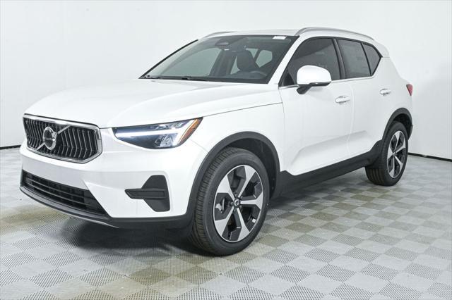 new 2025 Volvo XC40 car, priced at $43,485