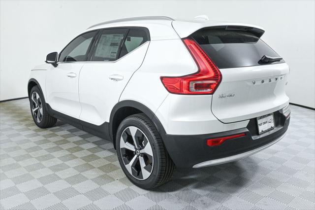 new 2025 Volvo XC40 car, priced at $43,485