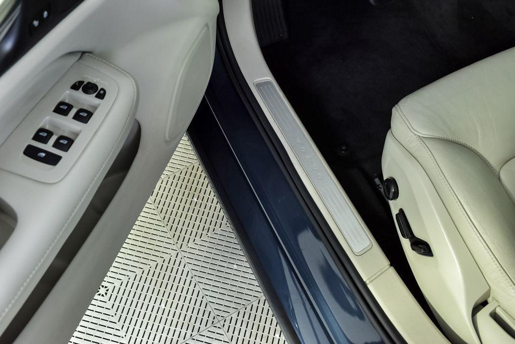 used 2023 Volvo S60 car, priced at $27,354