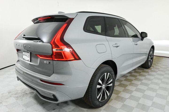 new 2025 Volvo XC60 car, priced at $49,095