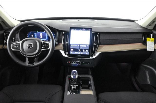 new 2025 Volvo XC90 car, priced at $60,995