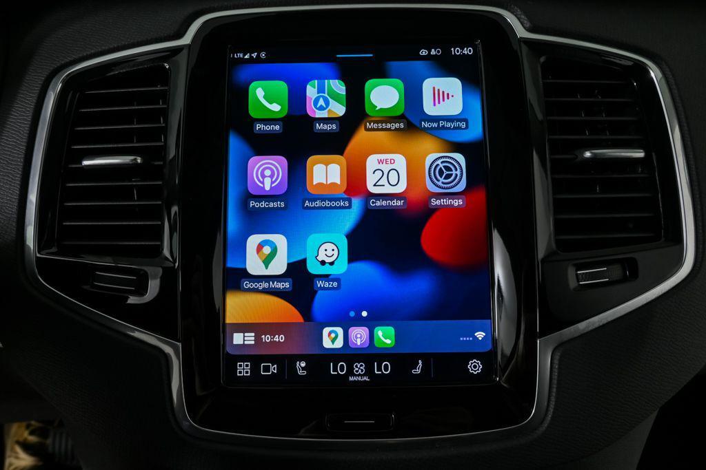 used 2024 Volvo XC90 Recharge Plug-In Hybrid car, priced at $51,943