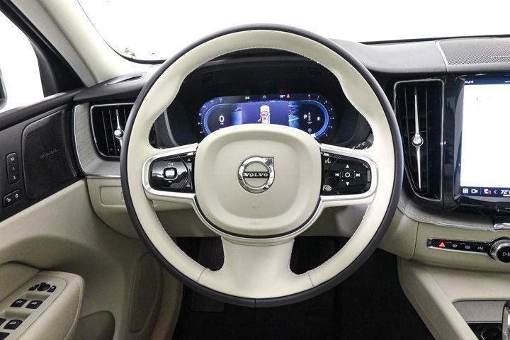 new 2025 Volvo XC60 car, priced at $54,330