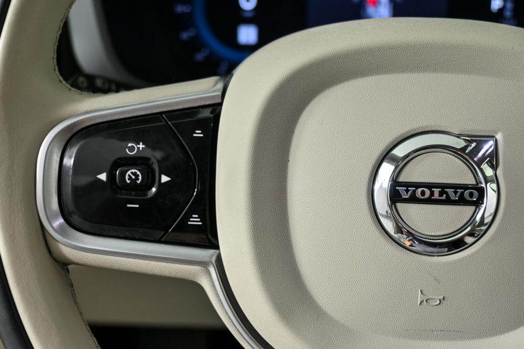 used 2023 Volvo XC60 car, priced at $38,885