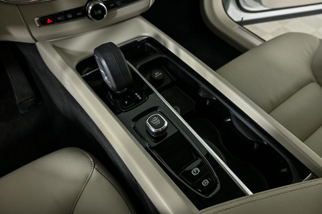 used 2023 Volvo XC60 car, priced at $38,885