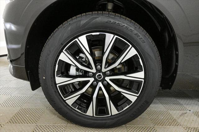 new 2025 Volvo XC60 car, priced at $49,895