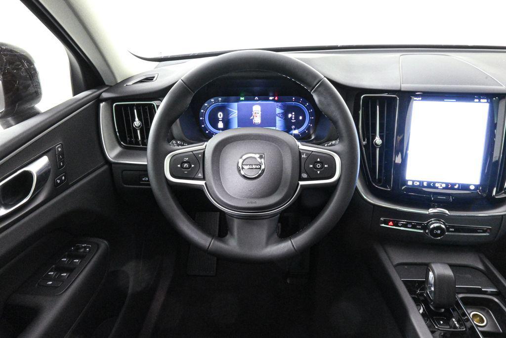 new 2025 Volvo XC60 car, priced at $43,906