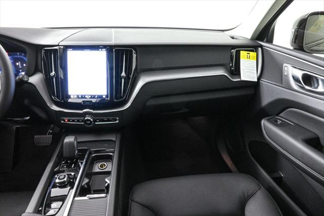 new 2025 Volvo XC60 car, priced at $49,895