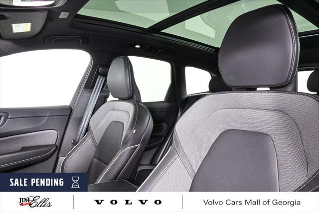 used 2022 Volvo XC60 Recharge Plug-In Hybrid car, priced at $43,000