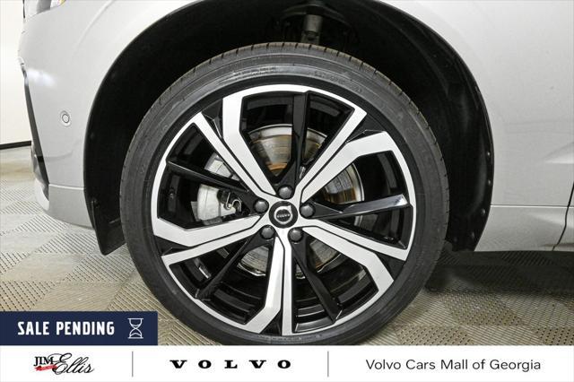 used 2022 Volvo XC60 Recharge Plug-In Hybrid car, priced at $43,000