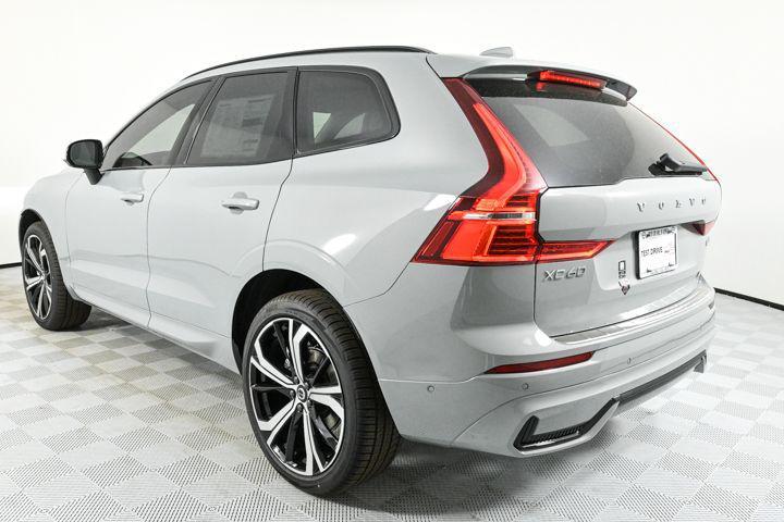 new 2025 Volvo XC60 car, priced at $57,885