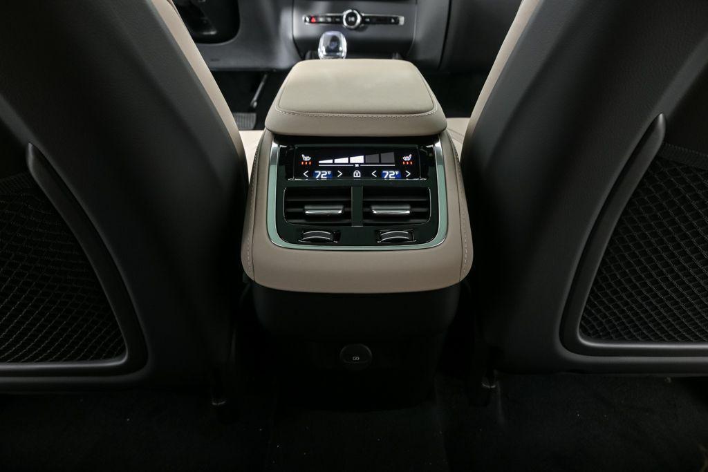 new 2026 Volvo XC90 car