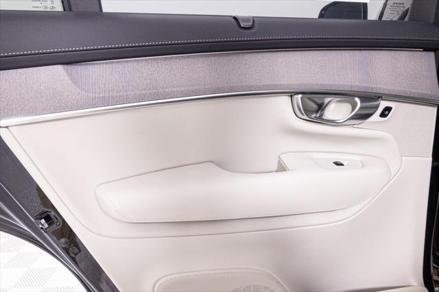 new 2026 Volvo XC90 car, priced at $75,655