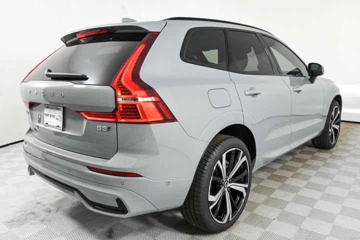 new 2025 Volvo XC60 car, priced at $57,240