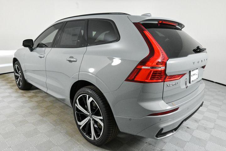 new 2025 Volvo XC60 car, priced at $57,240