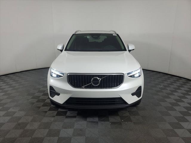 new 2025 Volvo XC40 car, priced at $43,000