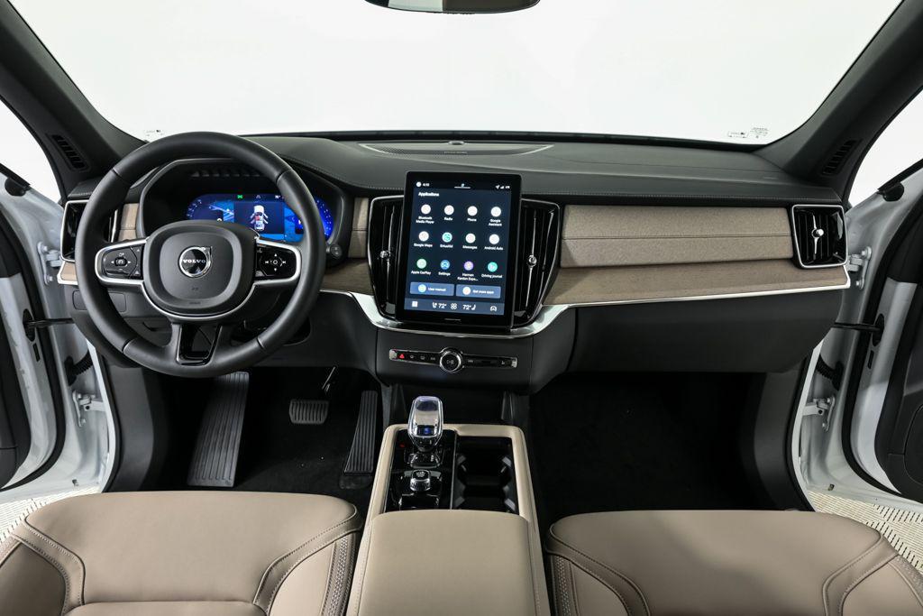 new 2026 Volvo XC90 car