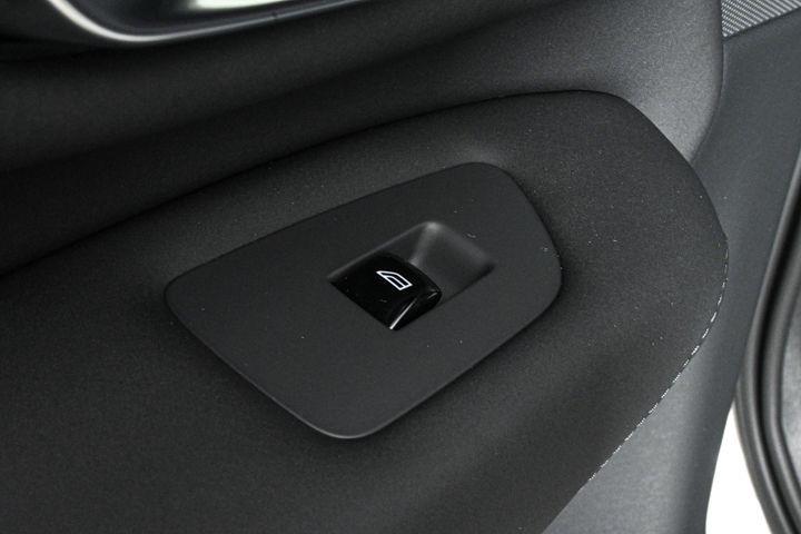 new 2025 Volvo XC90 car, priced at $65,555
