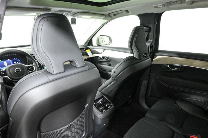 new 2025 Volvo XC90 car, priced at $65,555