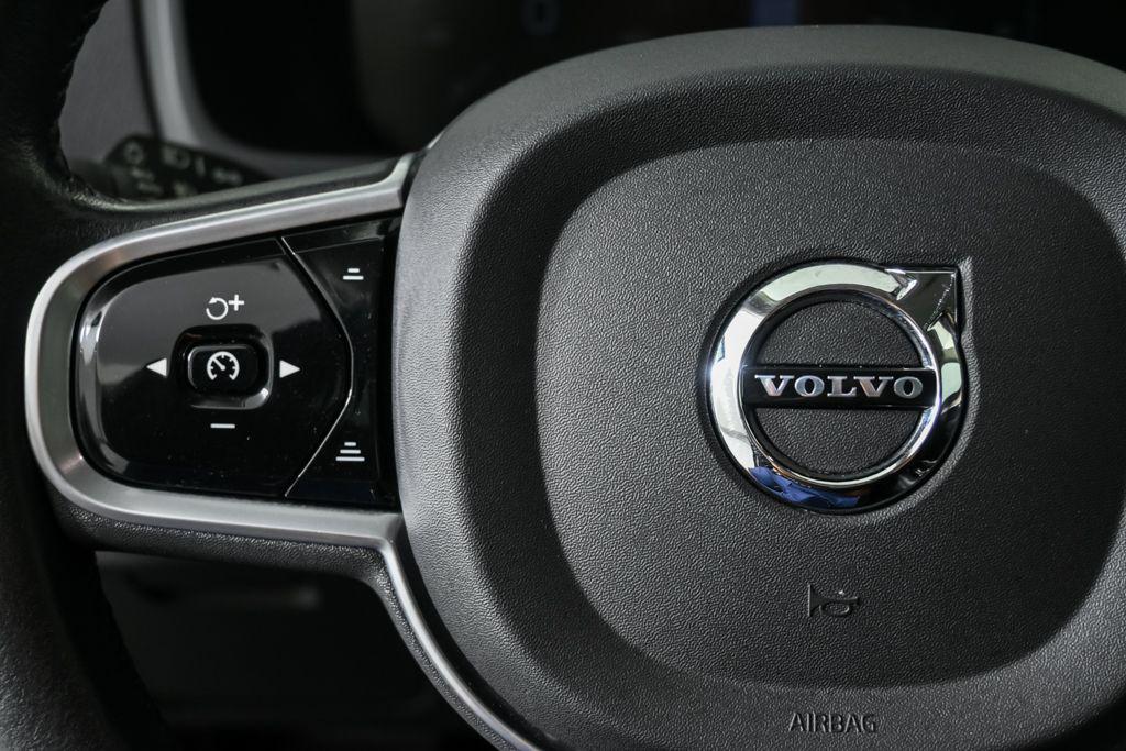 used 2022 Volvo XC90 Recharge Plug-In Hybrid car, priced at $43,368