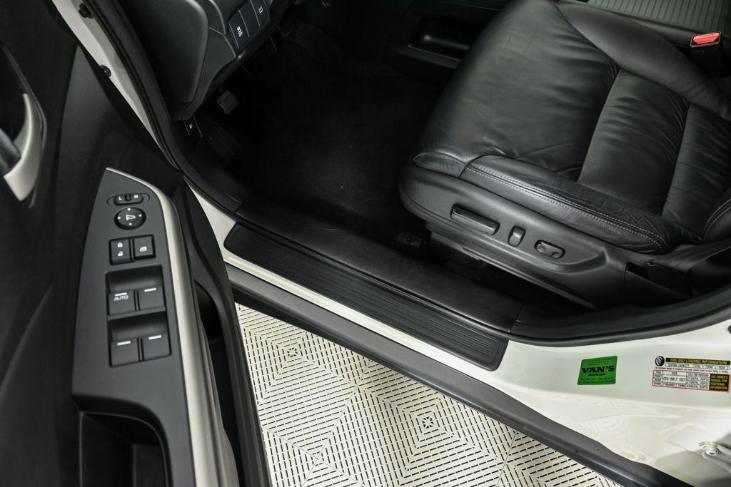 used 2014 Honda CR-V car, priced at $13,956