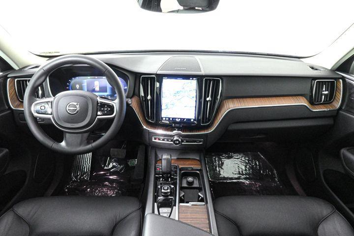 used 2023 Volvo XC60 Recharge Plug-In Hybrid car, priced at $44,900