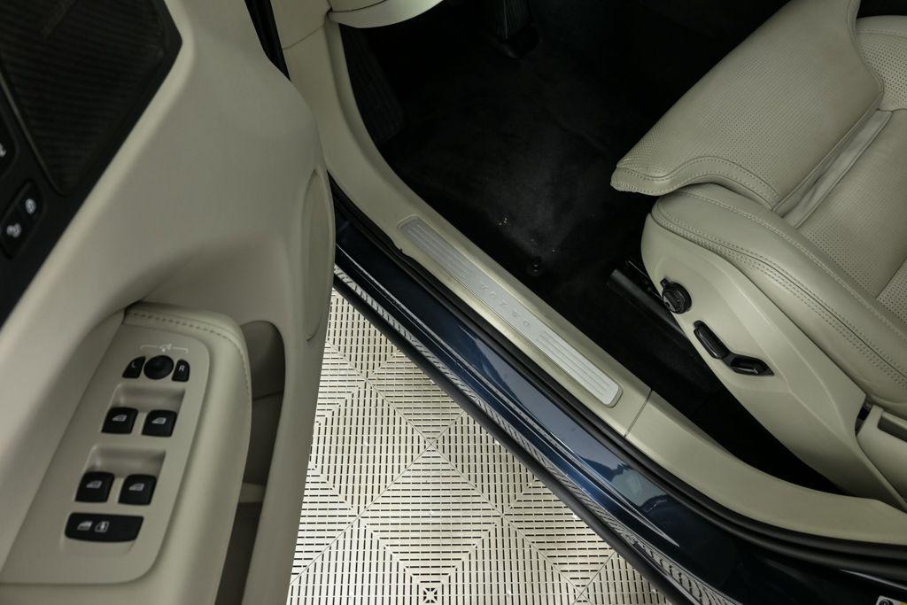 used 2022 Volvo XC60 car, priced at $38,011