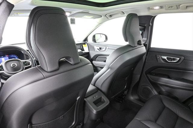 new 2025 Volvo XC60 car