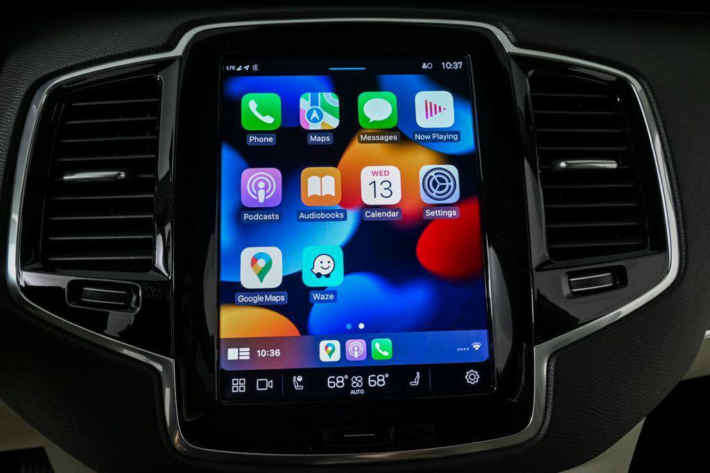 used 2023 Volvo XC90 Recharge Plug-In Hybrid car, priced at $48,999