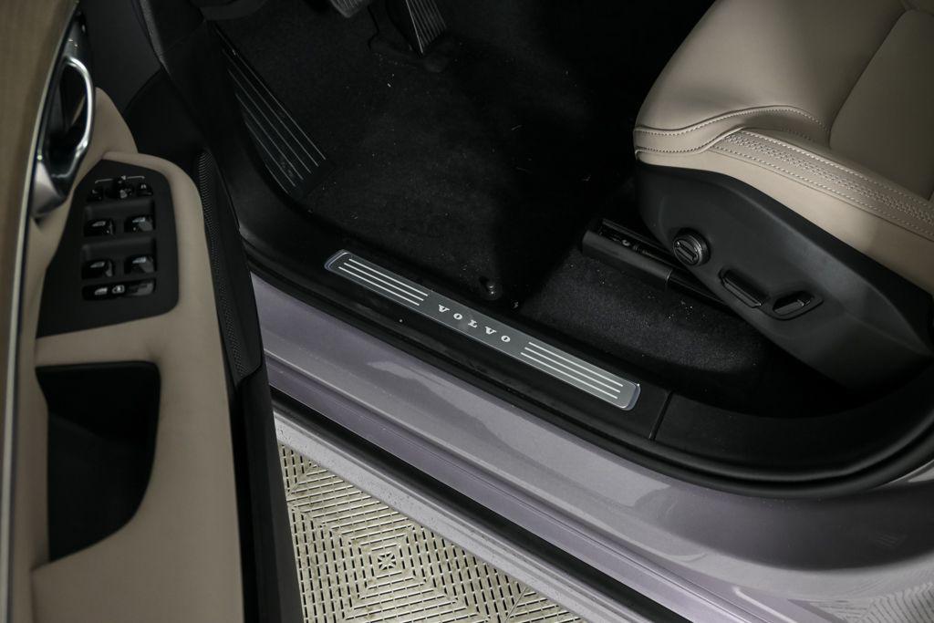 new 2026 Volvo XC90 car, priced at $71,825