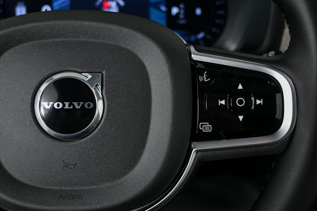 new 2026 Volvo XC90 car, priced at $71,825