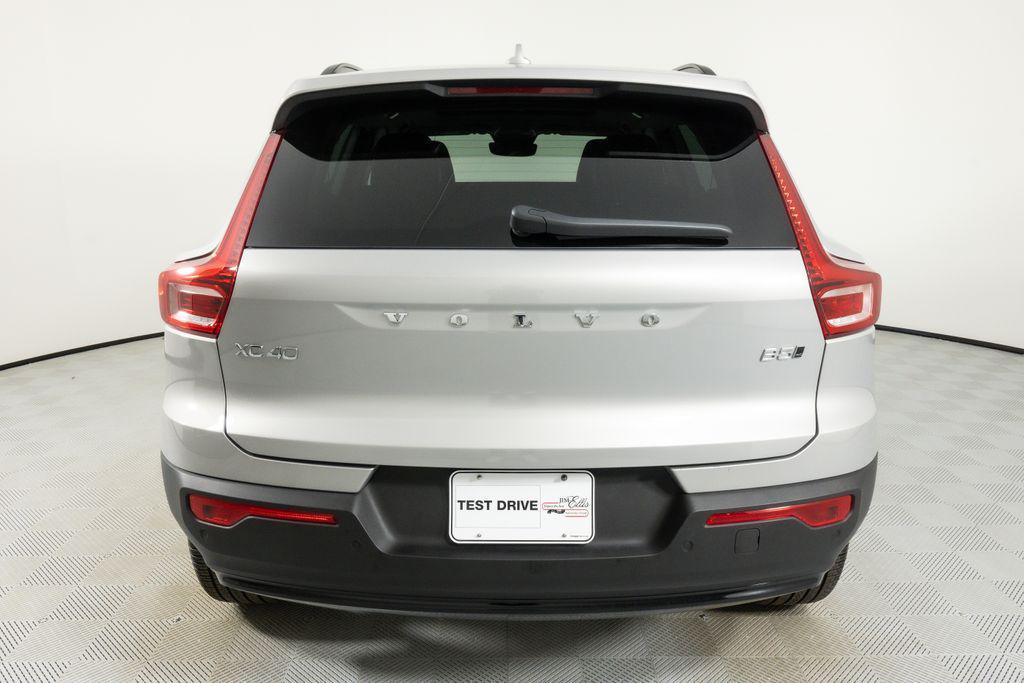 used 2025 Volvo XC40 car, priced at $35,347