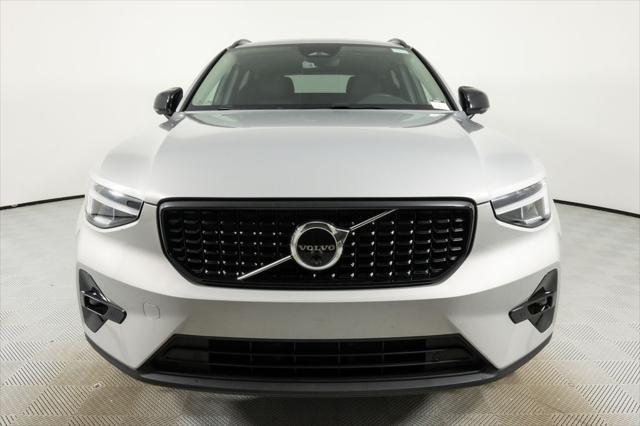 used 2025 Volvo XC40 car, priced at $37,823