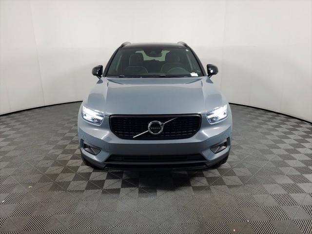 used 2022 Volvo XC40 car, priced at $32,700