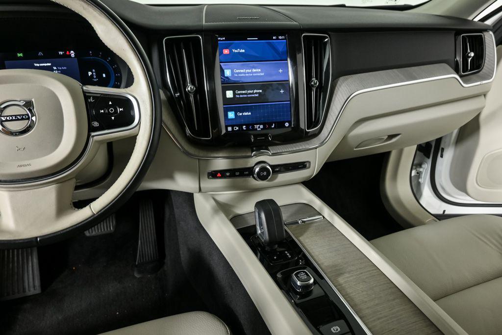 used 2023 Volvo XC60 car, priced at $34,962